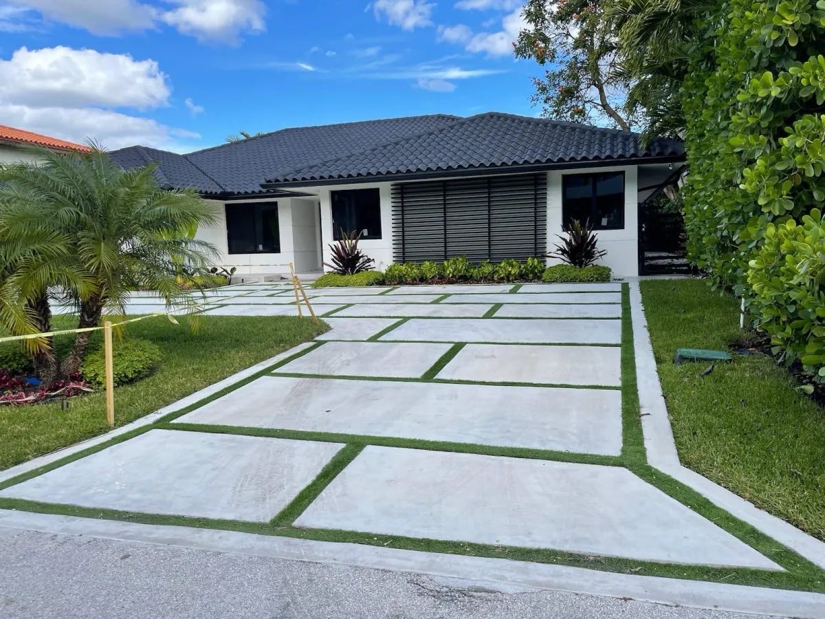 Square Concrete with Turf